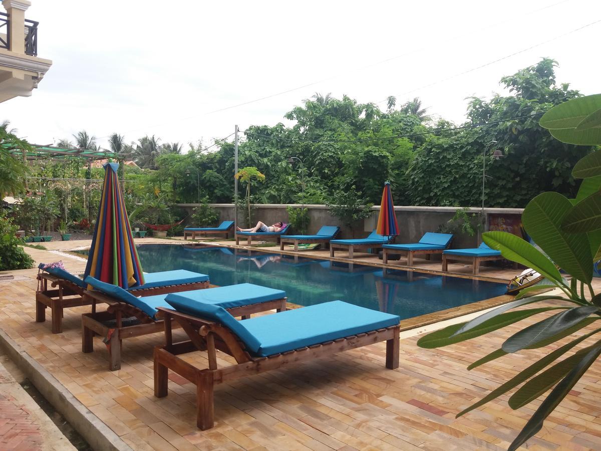 Blue Diamond Hostel Battambang Zewnętrze zdjęcie