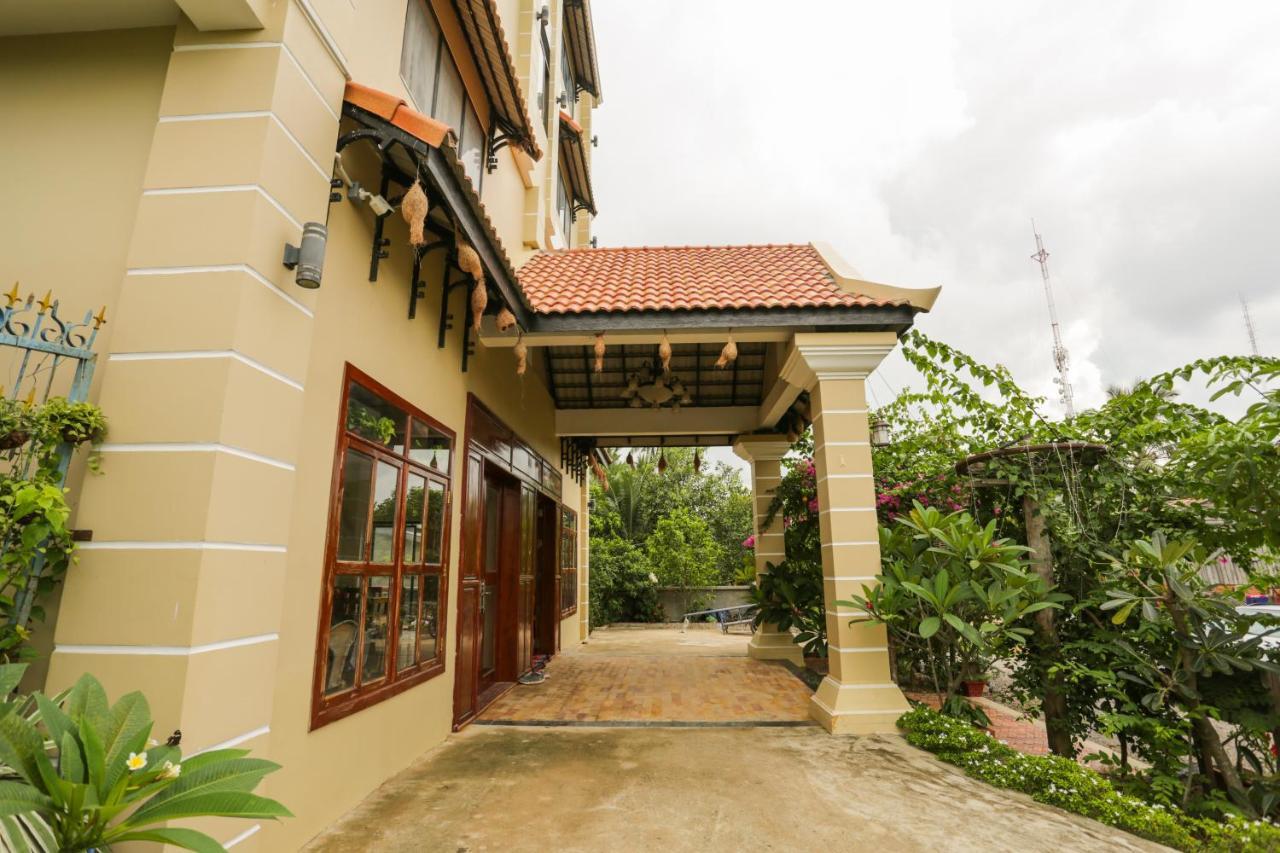 Blue Diamond Hostel Battambang Zewnętrze zdjęcie